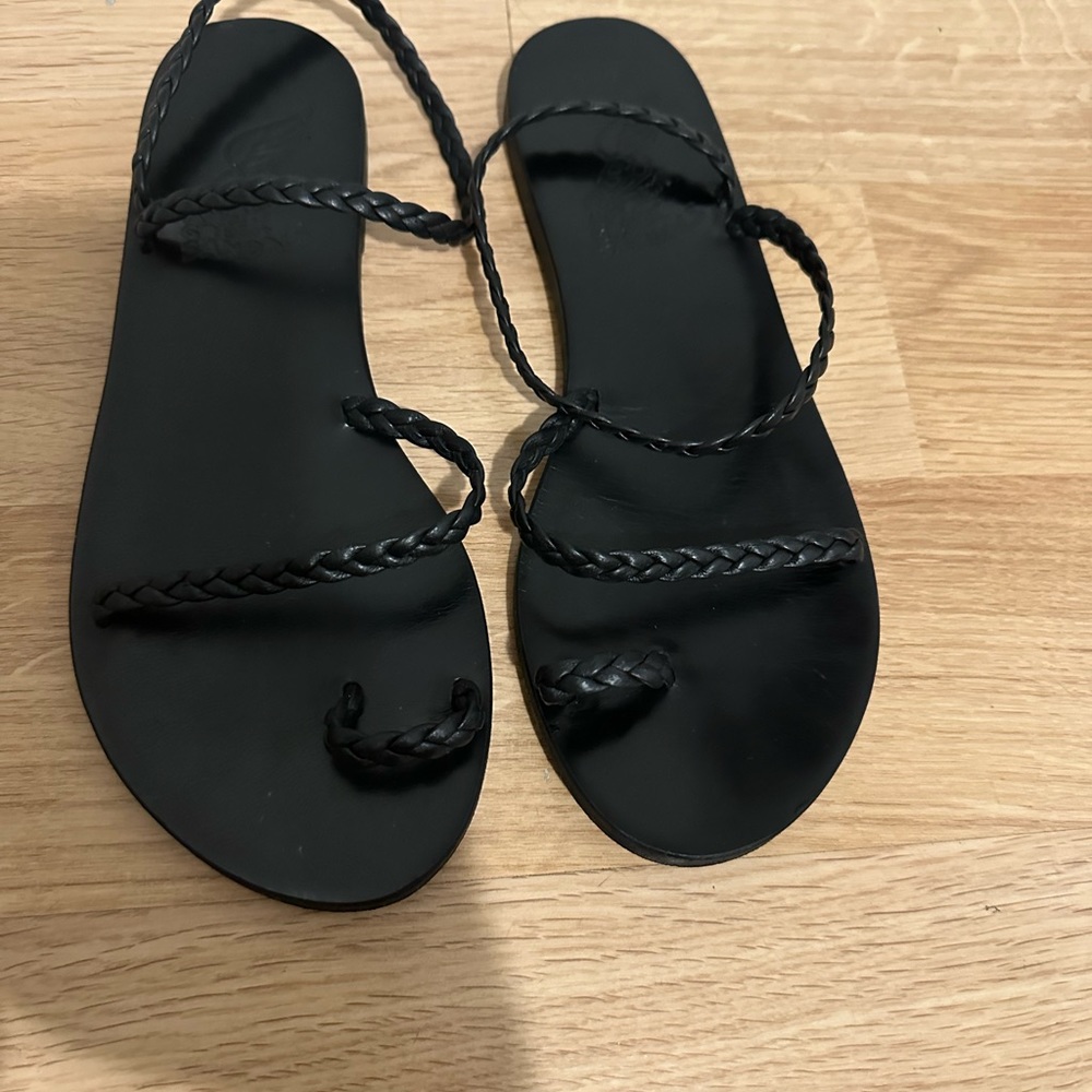 Beek lorikeet sandals